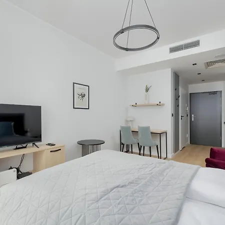 Modern Studios In The Centre Of Poznan By Noclegi Renters Room photo
