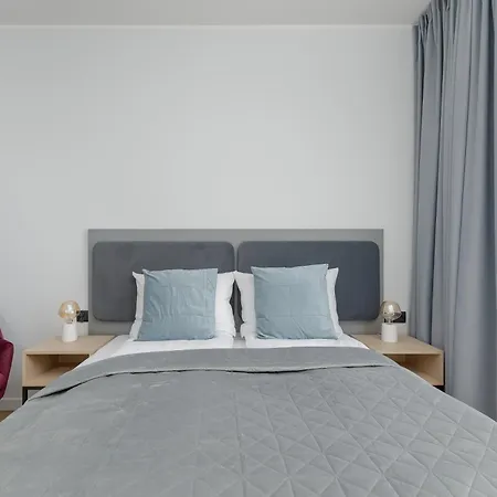 Modern Studios In The Centre Of Poznan By Noclegi Renters Room photo