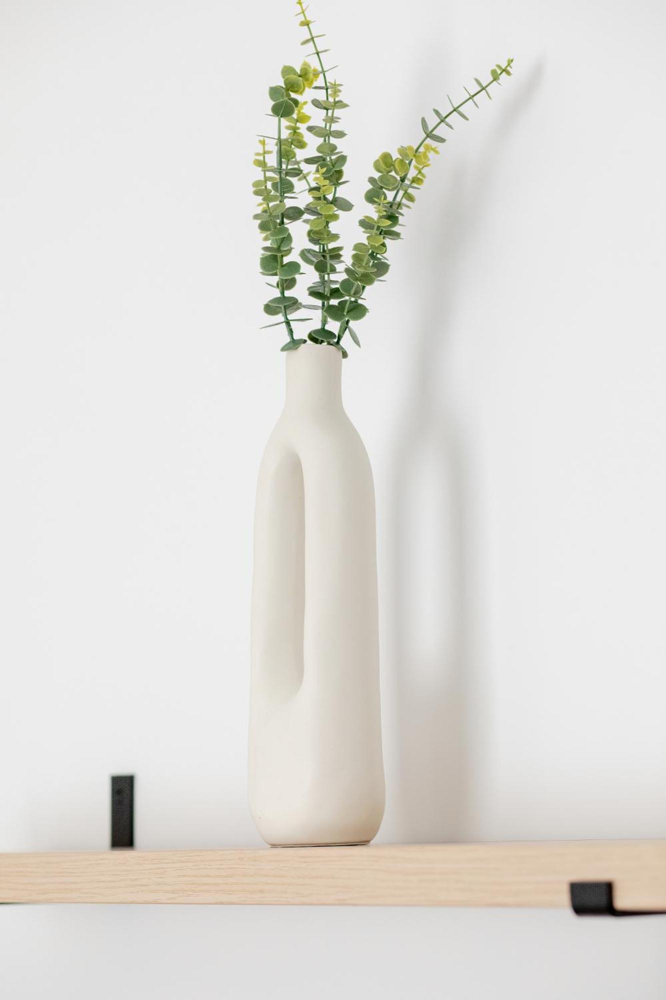 Modern In The Centre Of By Renters Apartment *